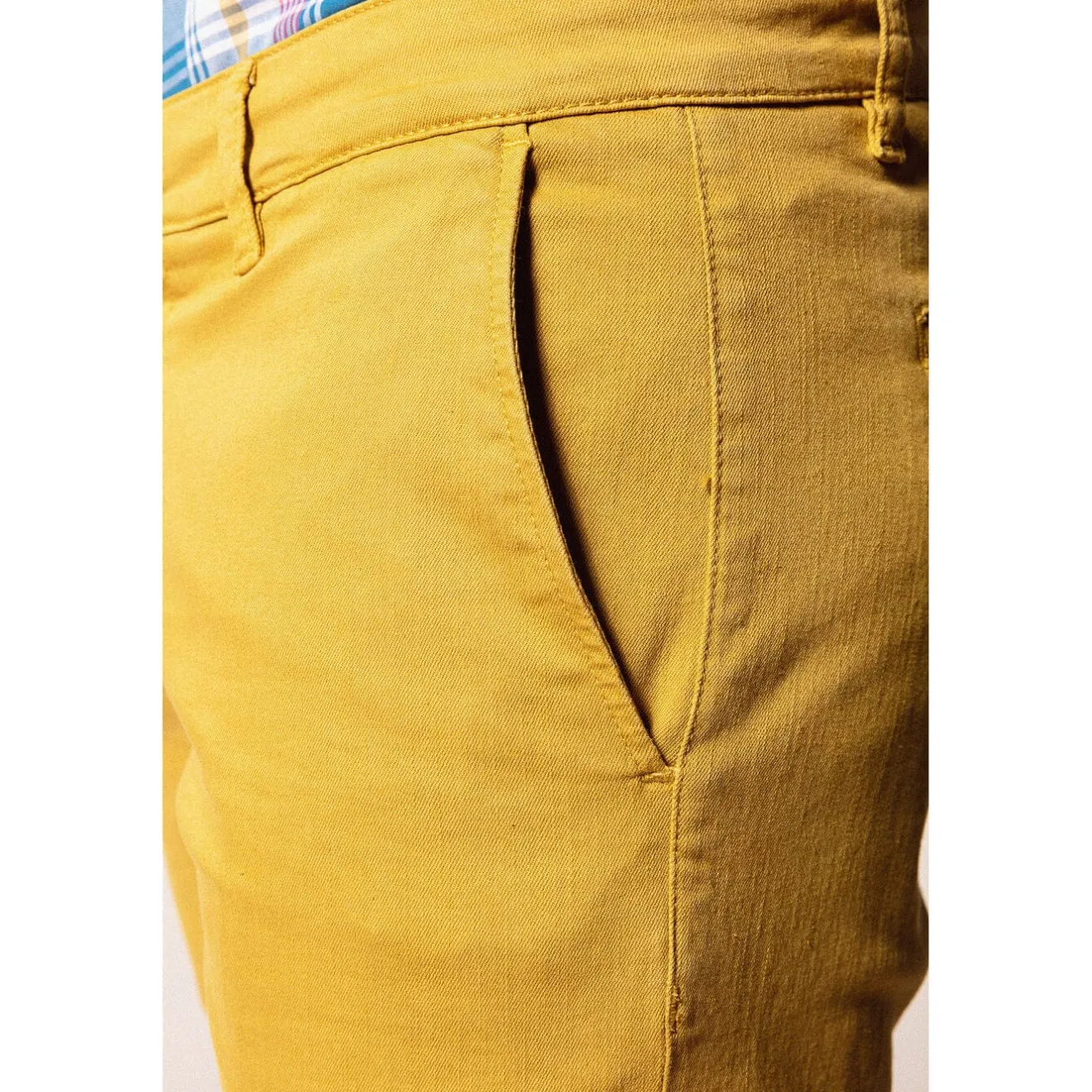 Shorts & Bermudas>SERGE BLANCO Straw denim Bermuda shorts TAUPE